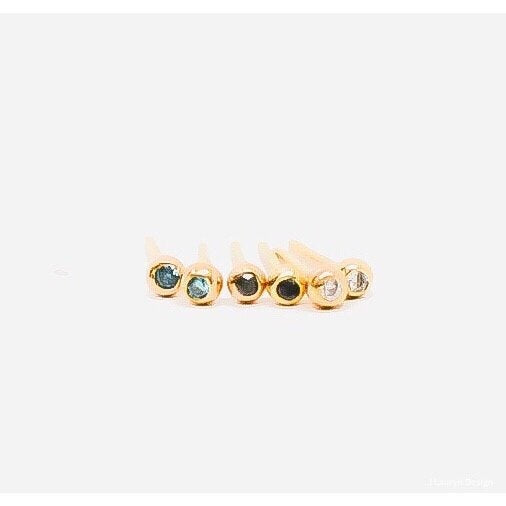 Single Tiny Diamond Stud Earring, Diamond Stud, 14k gold tiny diamond stud, delicate stud earring, Small diamond stud, Gold Earrings,diamond